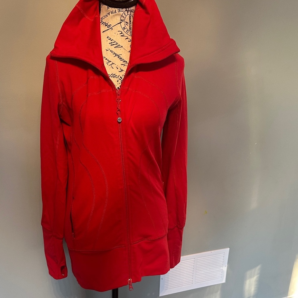 Lululemon Size 6 Red Define Jacket